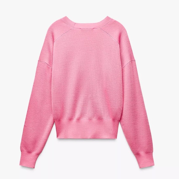 NWOT. Zara wool blend sweater. Round neck, ribbed sleeves. Sits at waist. Pink - Picture 7 of 13